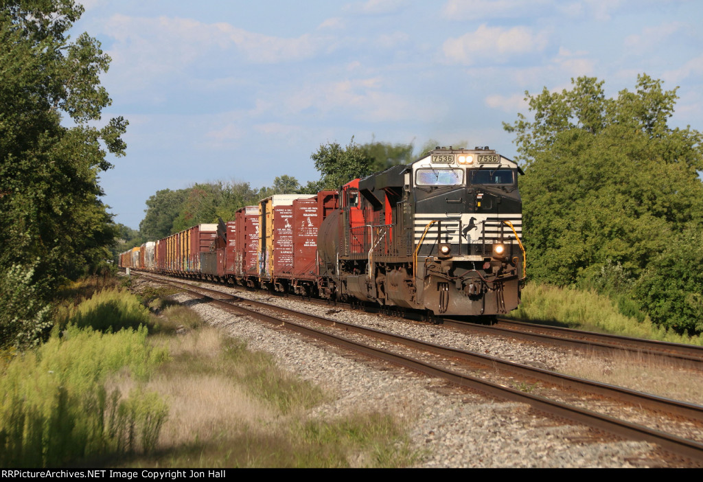 Just off the Holly Sub, NS 7536 & CN 8919 work their way west with E251